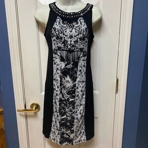 Style & Co Size S Maxi Sheath Dress Black & White Sleeveless Embellished Collar.